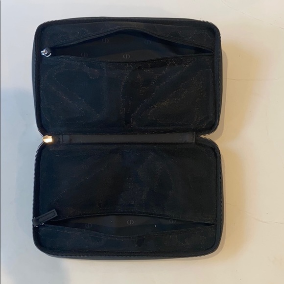 Christian Dior Makeup Case - Picture 12 of 16